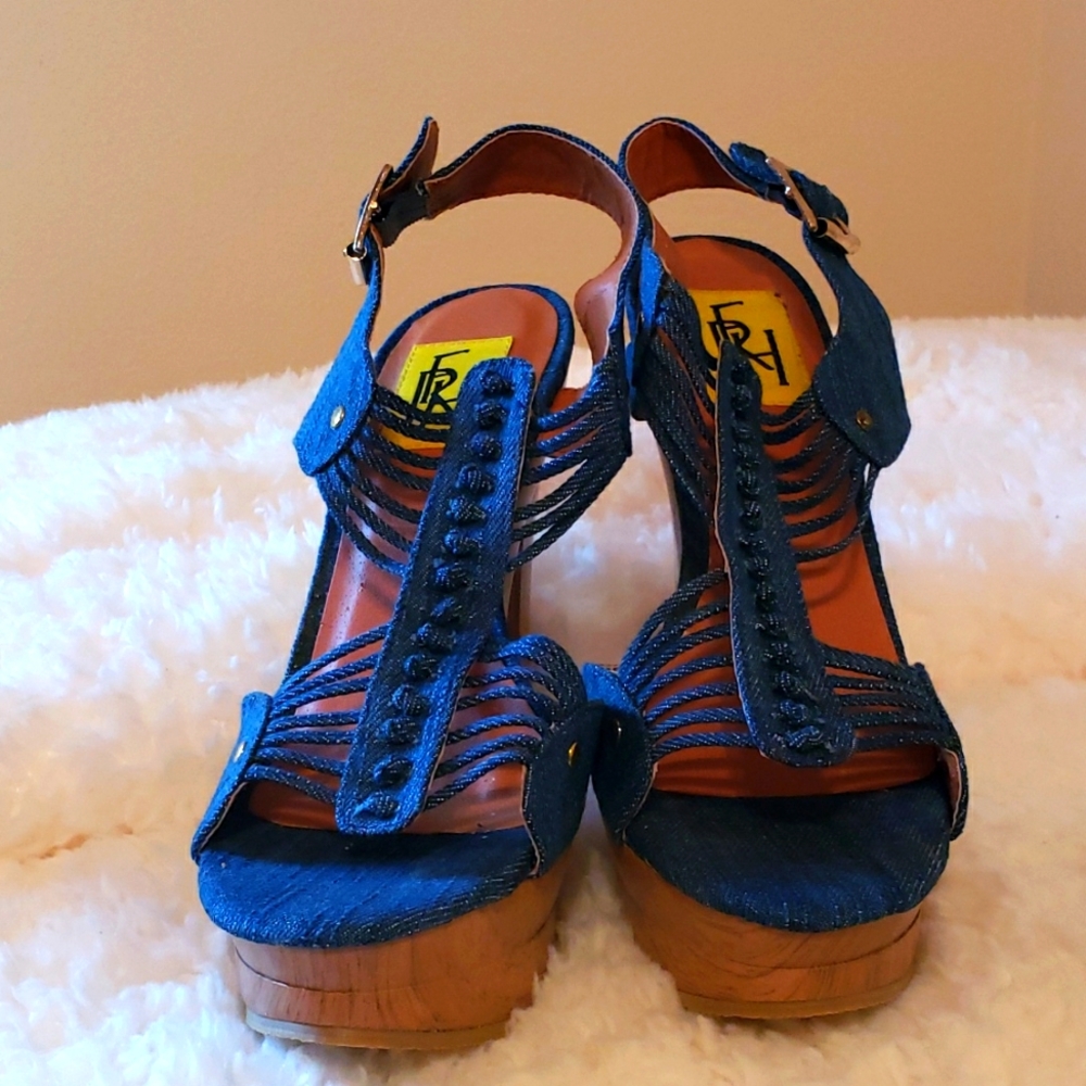 Farenheit Blue Denim Size 8